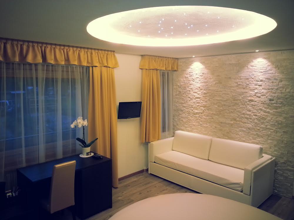 Hotel Al Sole เอารอนโซ ดิ คาโดเร ภายนอก รูปภาพ