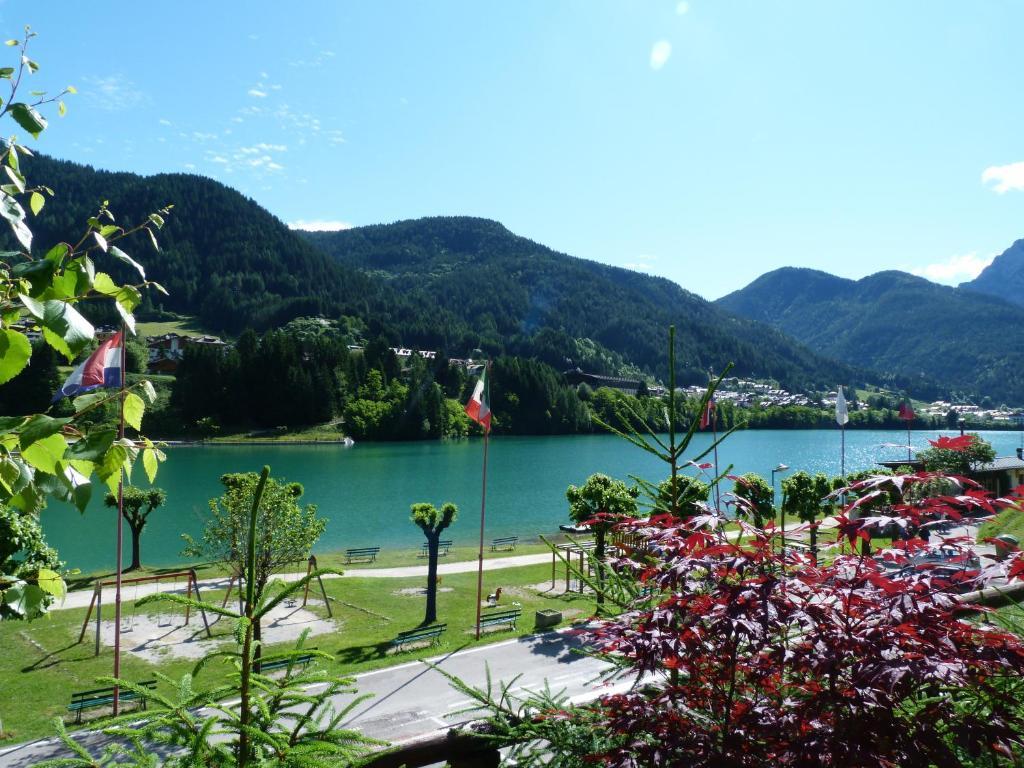Hotel Al Sole เอารอนโซ ดิ คาโดเร ภายนอก รูปภาพ