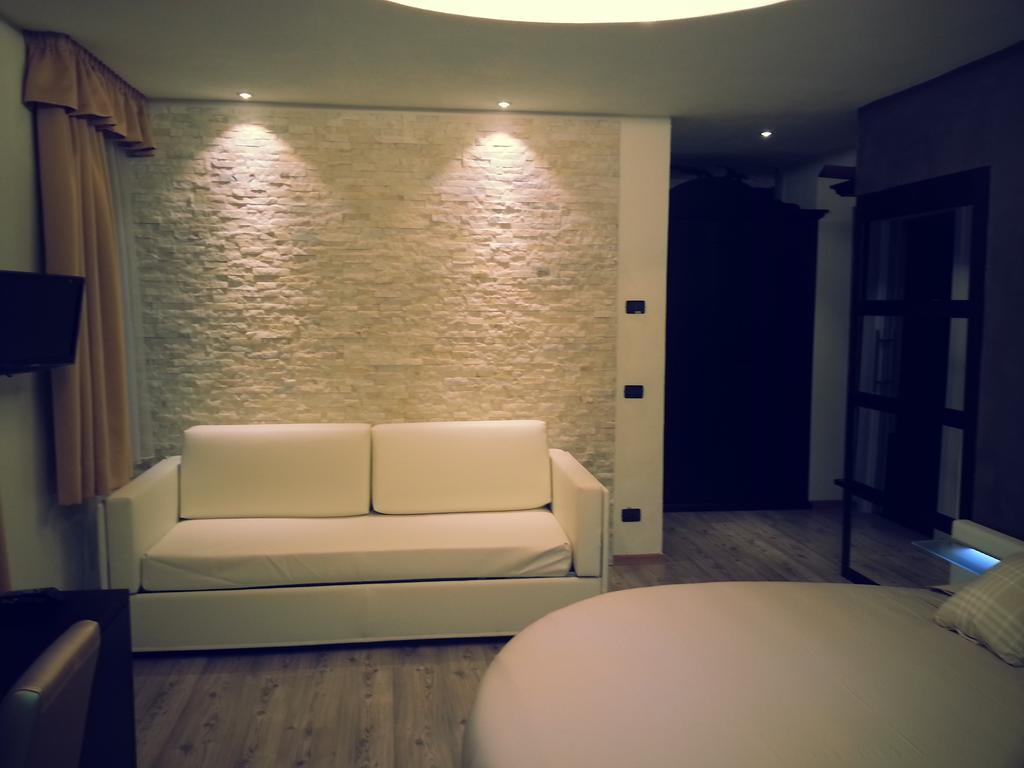 Hotel Al Sole เอารอนโซ ดิ คาโดเร ภายนอก รูปภาพ